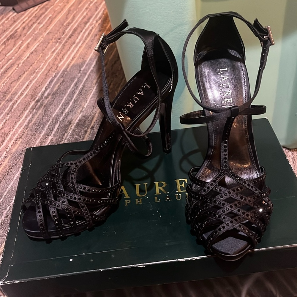 ralph lauren heels